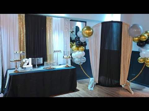 21st Birthday Theme w/Circle Photo Backdrop w/Balloons