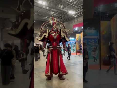 Samurai Gundam Mech cosplay#anime#video#trendingshorts#gaming#animation#videogames#gundam#tokyo