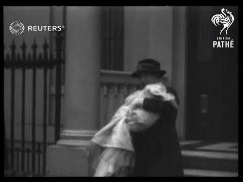 Duke and Duchess of Kent taken to palace for their son's christening ceremony in King's pr...(1935)