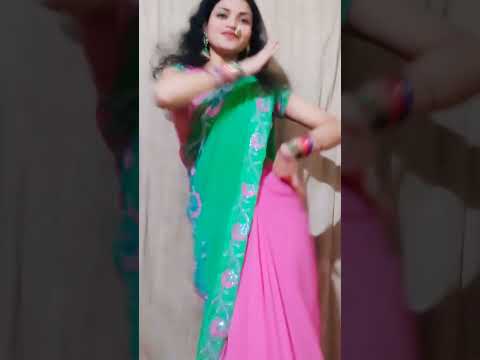 gulabi saree.. #newsong #marathisong  #trending #youtubeshorts #shortvideos #dance 💃