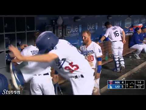 Dodgers bat boy does a sick kick in the dugout