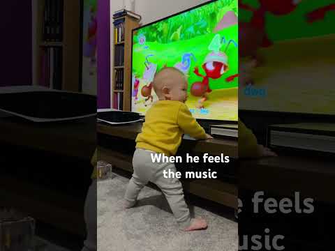 He he feels the music at 11 months #baby #babymoments #conlai #mebimsua #cute #cutebaby #nhasam #