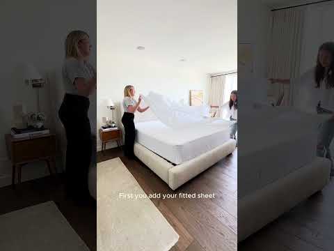 How to Triple Sheet #airbnb #airbnbcleaning #airbnbhosttips #bedroom #hotelmanagement #hoteltech