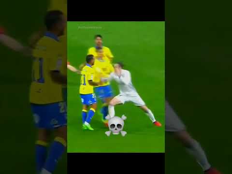 Top 5 fighting Moments in Football History  #football #ramos #fighting