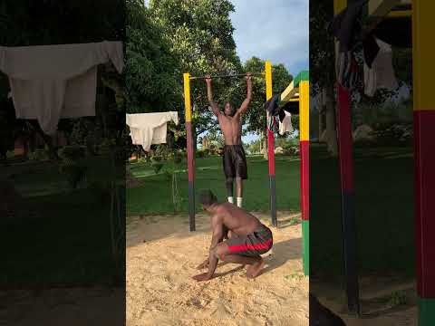 Calisthenics and handstand #music #rap #trap #hiphop #bboymusic #dance #musicgenre #dancer #dance