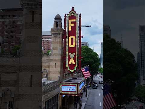 BORN TO BE with ITZY💖Thank you for greeting us! #ITZY #MIDZY @thefoxtheatreatl 🎥atlantadroneguy