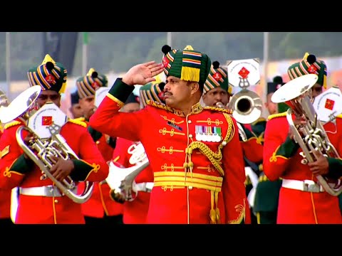 Sare Jahan Se Acha | Maratha Light Infantry | Indian Army | Brass Band | Military Music