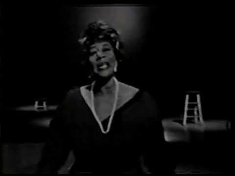 Ella Fitzgerald Live - Let's Do It, Let's Fall in Love