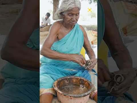 Hardworking Old Women making beautiful Fireworks  #crackers #sivakasicrackersfactory#crackerstesting