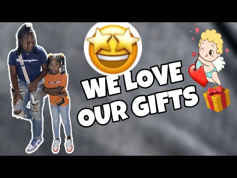 THE GIRLS FINALLY GOT A CHANCE TO PULL THE CHRISTMAS GIFT||THE FLARE FAMILY