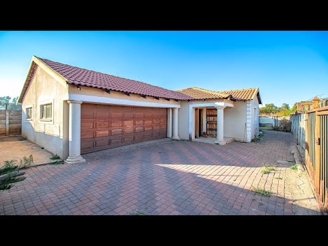 3 bedroom house for sale in Lotus Gardens | Pam Golding Properties