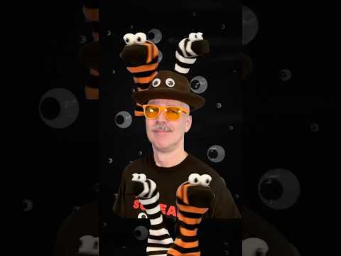 FUn 2 screAM [Backwards Man] #funny #puppet #fun2rhyme #halloween #music #youtuber #scarymusic