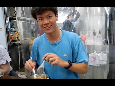 Savory sesame oil chicken soup in Taiwan