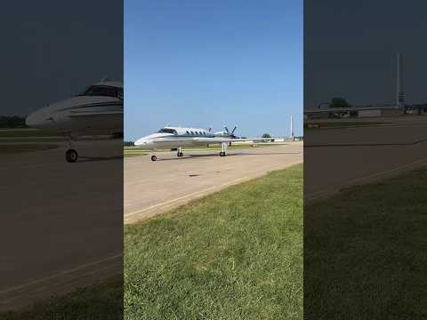 Burt Rutan Arrives at #OSH24