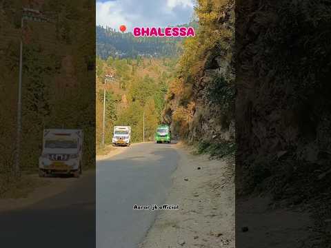 Mini bus on fire 🔥 bhalessa ✅ off road 🛣️ traveling #trending #mininbus #shorts