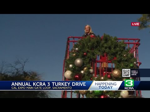 Save Mart's giant shopping cart makes an appearance at the KCRA 3 Turkey Drive