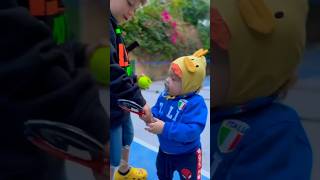 Aiden learns to play Tennis #short #brother #parentingvlog