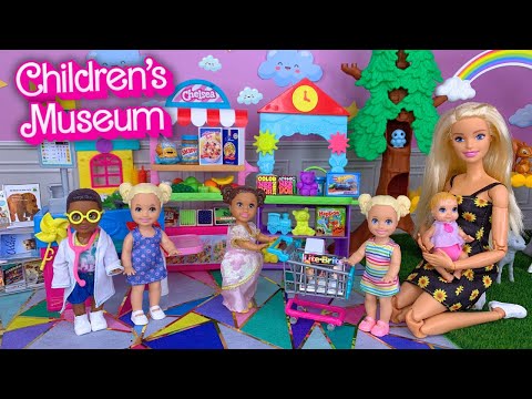 Barbie Doll Family Trip to the Children's Museum