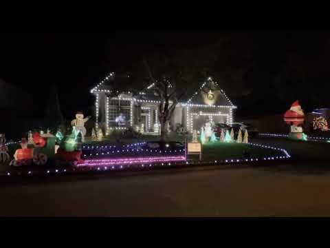 Hallelujah by Pentatonix Christmas Light Show Display