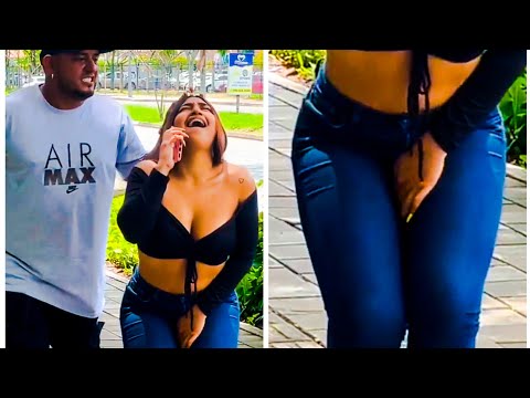 Crazy girls reactions😜😜| #prank #viral #funny #funnyvideo #fun #girl