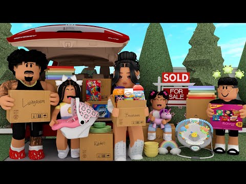 MOVING TO OUR NEW HOUSE!! *OUR REALTOR SCAMMED US!!* | Bloxburg Family Roleplay