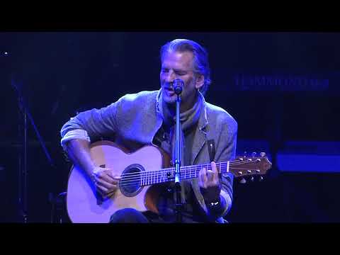 Kenny Loggins - Danny's Song (Live From Fallsview)