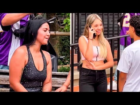 Crazy girls funny reaction😜😜| #viral #prank #funny #fun #funnyvideo