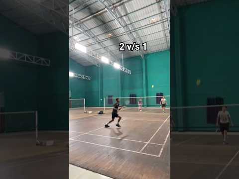 2 v/s 1 badminton singles 🏸🔥#badminton #ytshorts #subscribe