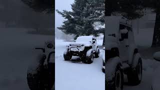 Snowy adventures in the Jeep! Who's ready to hit the slopes? #youtubeshorts #jeep #shorts