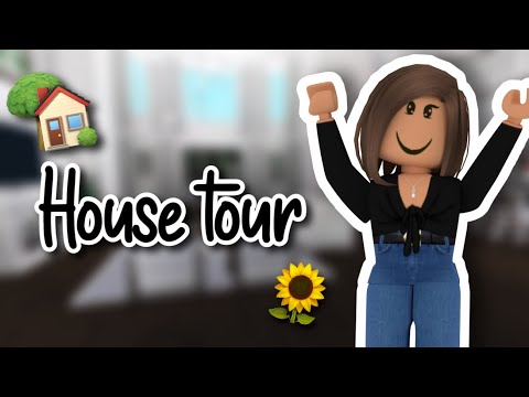 House tour!!! *FULLY DECORATED* | Roblox Bloxburg Family Roleplay | **WITH VOICE**