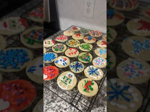 Christmas cookies decorated ☺️❤️ love doing Christmas cookies every year #cookies