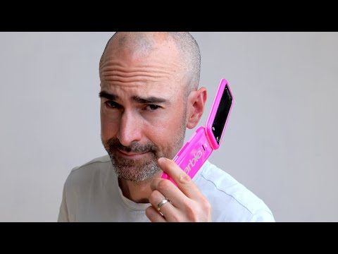 HMD Barbie Phone Reviewed By 40 Year Old Man