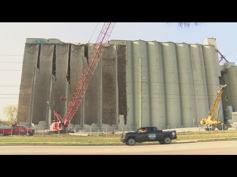 The Andersons begins demolition of 22 of its grain silos in Maumee