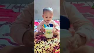 Funny baby 🤣🐥🍼🍼#cutebaby #shorts #babyfunny #babyfunnyvideo #babyfun