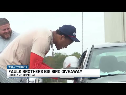 Faulk brothers hold turkey giveaway in Highland Home