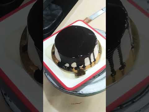 Order दे के देखिए Truffle Cake only 750 only prayagraj,karelicall or Watsup 8957929939