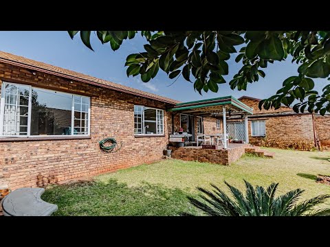 4 bedroom townhouse for sale in Hennopspark | Pam Golding Properties