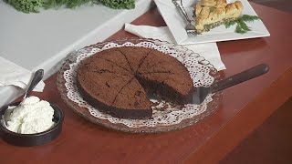 Lunchbreak:  Swedish "Sticky" Chocolate Cake