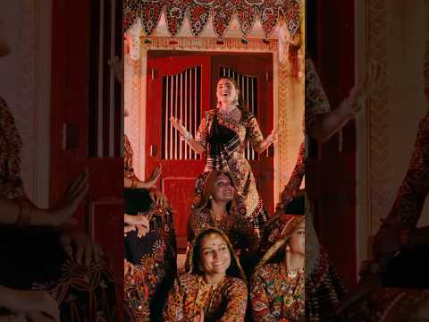 Jamyo Chhe Rang - Geeta Rabari | 2024 Navratri Spacial Song Short Video #geetarabari