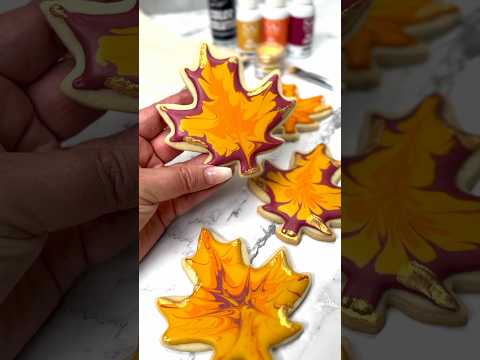 Make metallic paint that’s EDIBLE! 🍁✨#shortsviral #cookies #baking