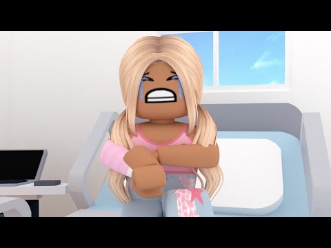 LUCY BREAKS HER ARM! *X-RAY AND MORE* | Roblox Bloxburg Family Roleplay | *WITH VOICE*