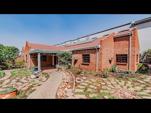 3 bedroom townhouse for sale in Eldoraigne (Centurion) | Pam Golding Properties