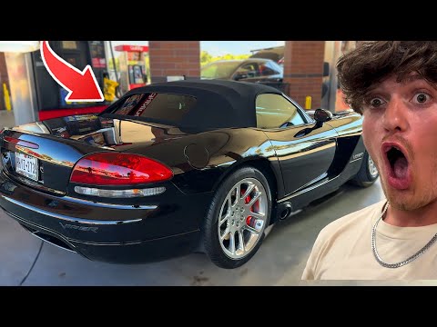 I Bought A V10 Dodge Viper At A Gas Station!