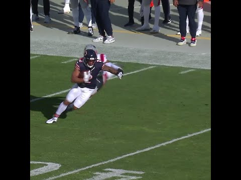 DJ Moore catches for a 18-yard Gain vs. New England Patriots