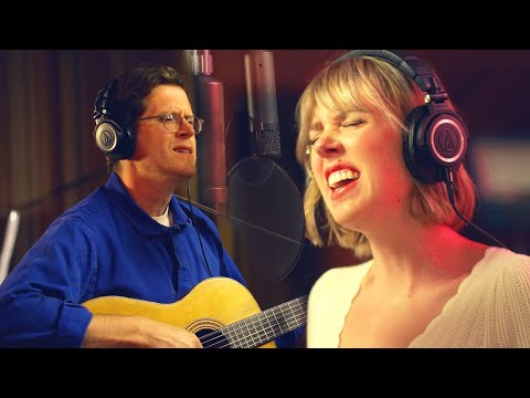 Blue Light // JE Sunde // POMPLAMOOSE