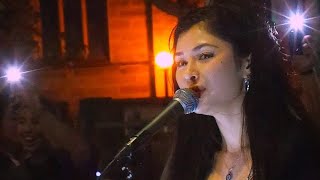 Shirina busking on George Street, Sydney Australia