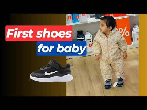 First shoes for baby | Choosing Your Baby's First Shoes