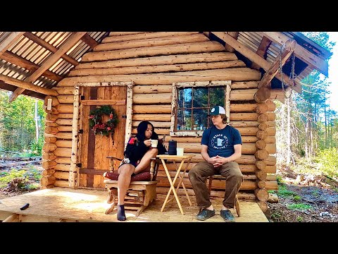 Wilderness Off Grid Log Cabin: Bull Moose, Getting Ready For Winter, Cierras Injury Update