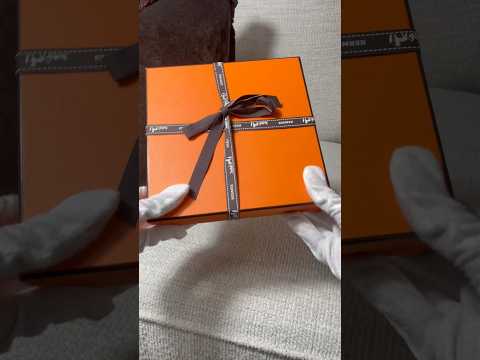 Unboxing a HERMÈS belt worth £1,000 POUNDS 🐎 #unboxing #luxury #prelovedluxury