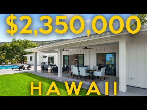 Tour This Luxurious Hawaiian Custom Home: Indoor-Outdoor Living at Its Finest!